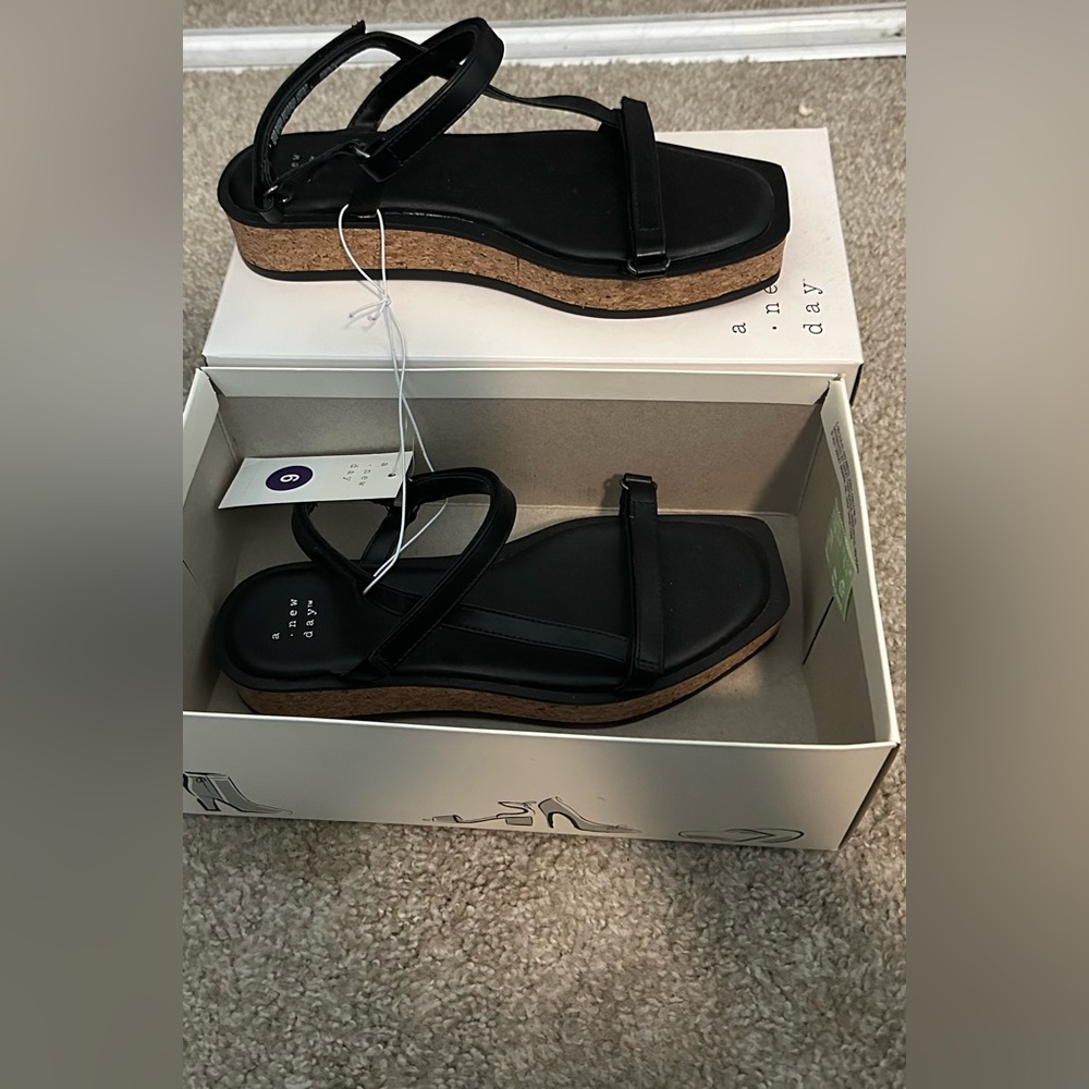 Women’s Sandals